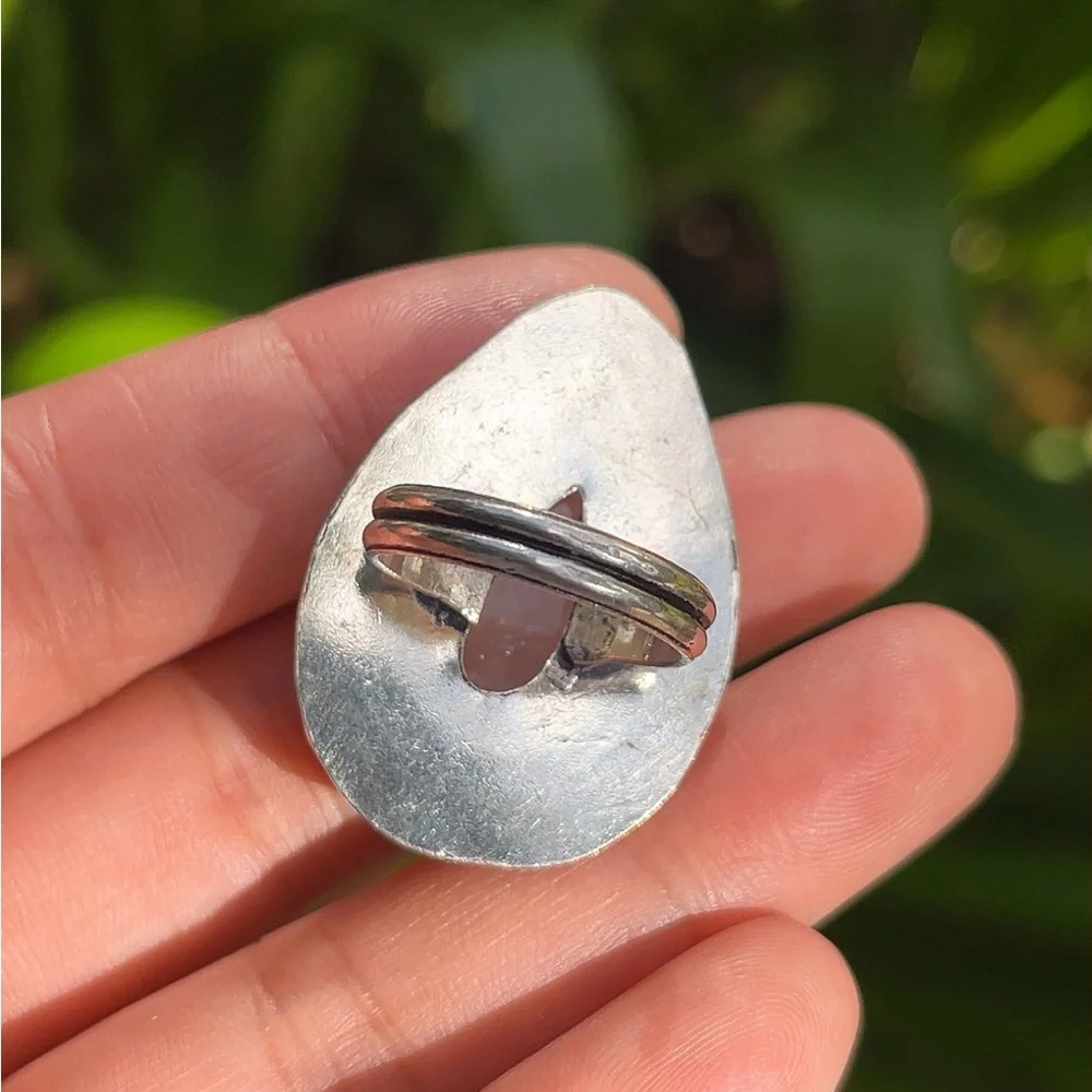 Size 6 925 silver plated rose pear‎ shape ring